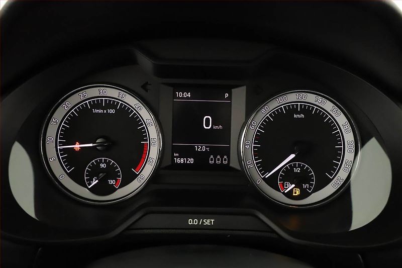 Škoda Octavia (2018) 1.6 TDI, Automat, Serv.kniha - fotka 13 z 15