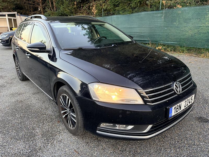 Volkswagen Passat 1.6TDI 77KW - fotka 2 z 36