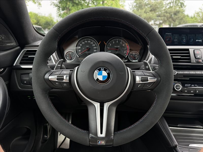 BMW M4 Competition - fotka 12 z 26