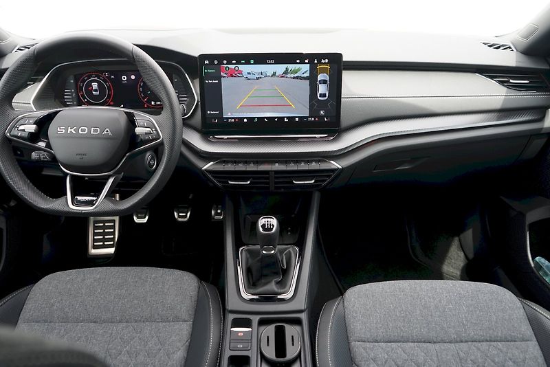 Škoda Octavia (2025) TSI 110 kW Sportline - fotka 8 z 34