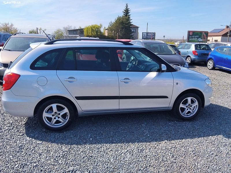 Škoda Fabia (2013) - fotka 3 z 36