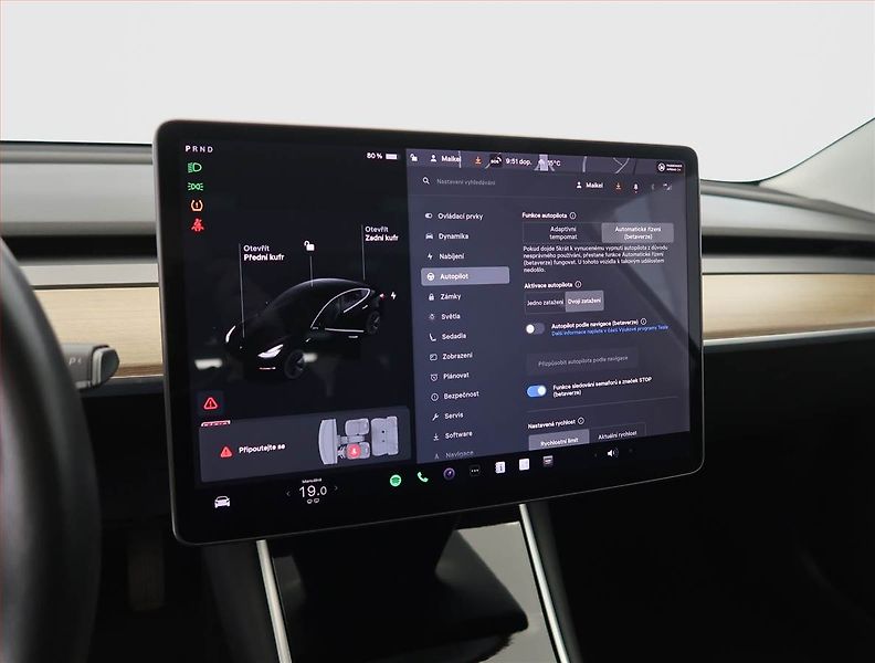 Tesla Model 3 (2019) Std Range Plus 52kWh, SoH 78% - fotka 21 z 32