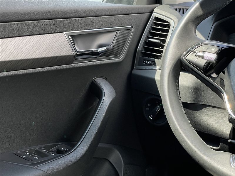 Škoda Karoq 2,0 TDI DSG 4x4 Style Plus - fotka 15 z 24