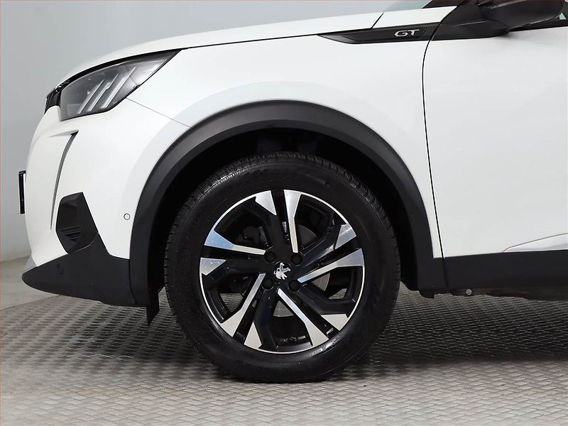 Peugeot 2008 (2021) GT Line 1.2 PureTech, Automat - fotka 13 z 22