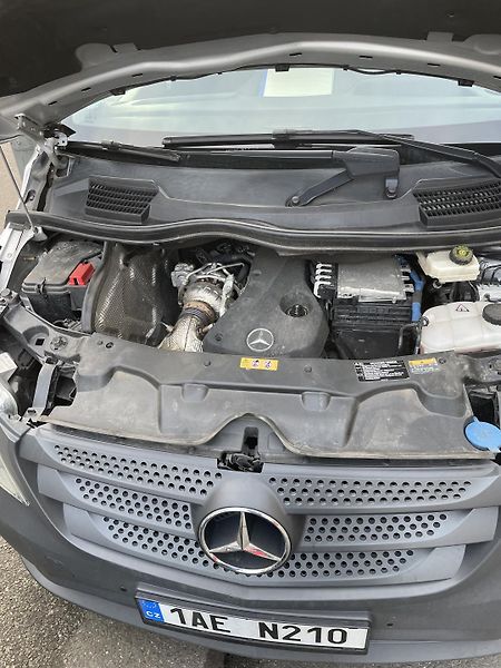 Mercedes-Benz Vito (2022) Tourer 116 XL PRO 9 mist - fotka 10 z 10