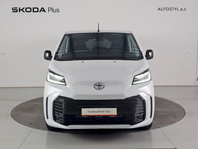 Toyota ProAce Verso (2025) 2.0D 106kW FAMILY WEBASTO 8S - fotka 4 z 31