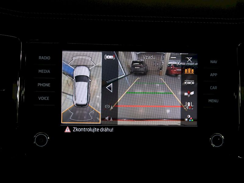 Škoda Kodiaq (2021) L&K 2.0TDI 147KW 4x4 DSG WEBAS - fotka 36 z 50