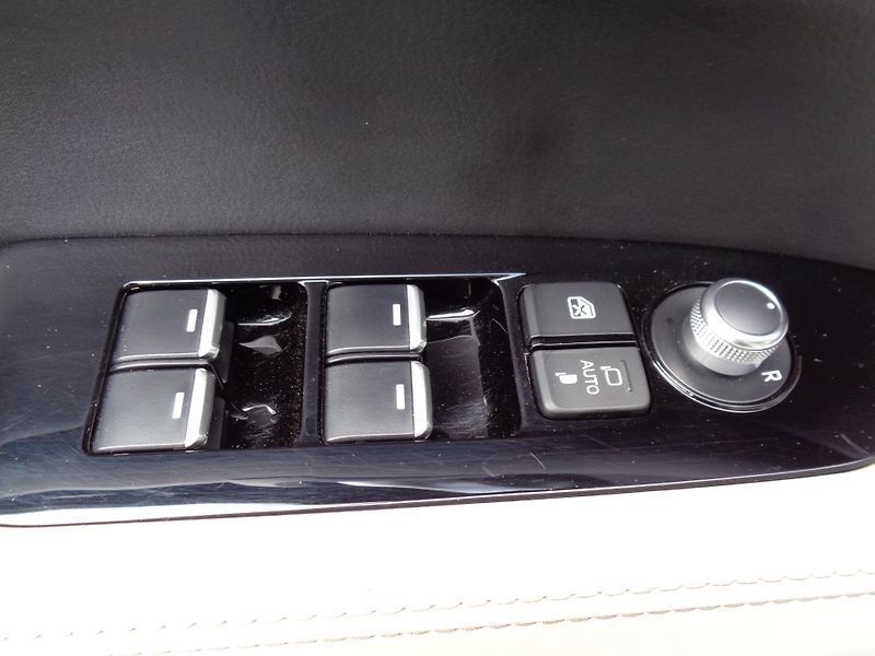 Mazda CX-5 2,5i AT, 4x4, Ex-line, Z.PNEU! - fotka 8 z 31