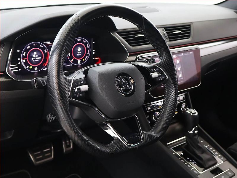 Škoda Superb (2021) Sportline 2.0 TSI - fotka 14 z 19