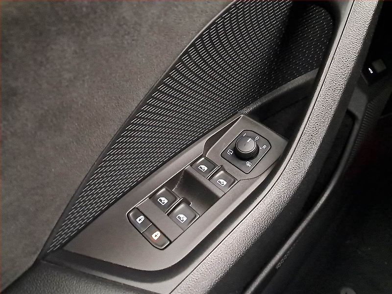 Škoda Octavia (2021) RS 2.0 TDI 4x4 - fotka 21 z 25