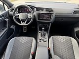 Volkswagen Tiguan Allspace (2021) 2,0TSi R DSG 4x4 TAŽNÉ 7.MÍST - náhled 9