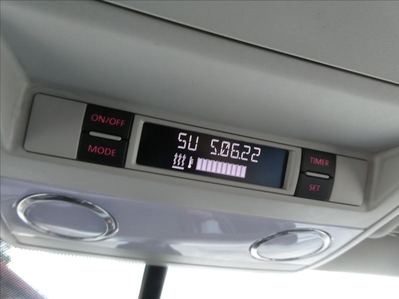 Volkswagen Multivan 2,0 TDi DSG 4x4,závěs,HIGHLINE - fotka 33 z 44