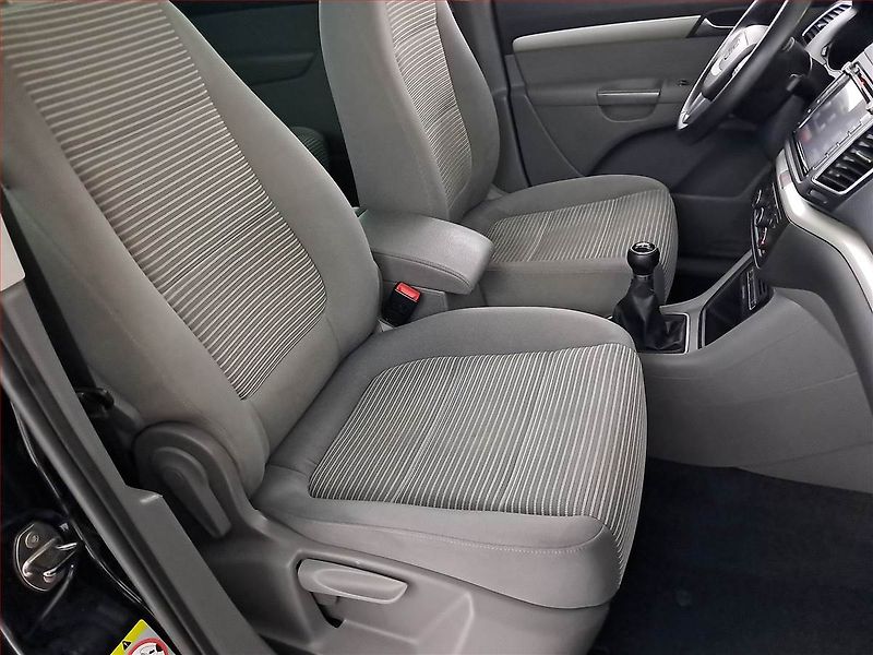 Seat Alhambra (2011) 1.4 TSI, Park. senzory - fotka 9 z 18