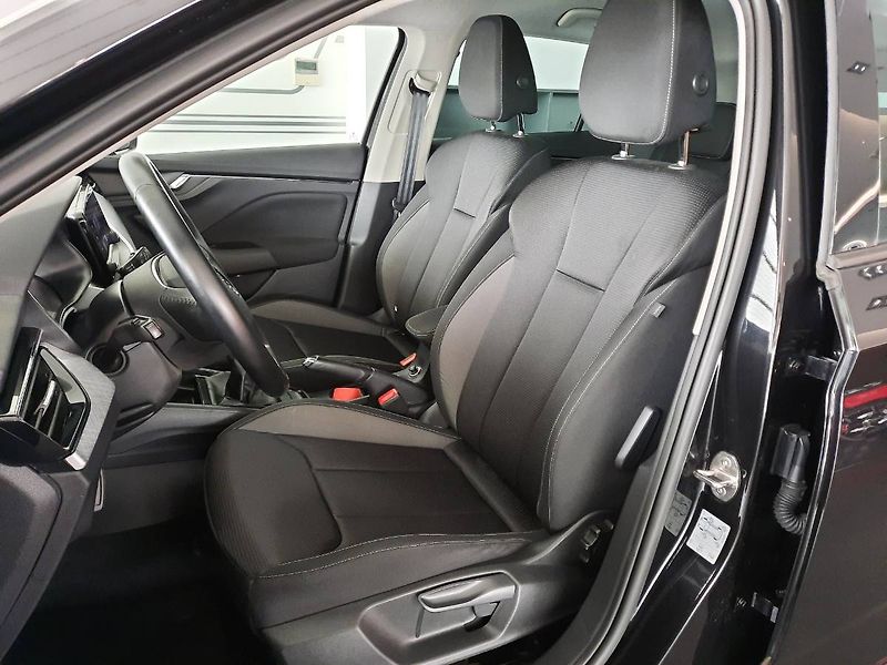 Škoda Scala (2022) Ambition 1.0 TSI (70kW/95k) - fotka 7 z 25