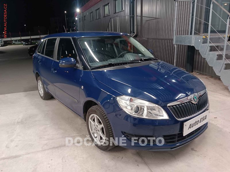Škoda Fabia (2012) 1.2 TSi, AC, temp - fotka 1 z 3