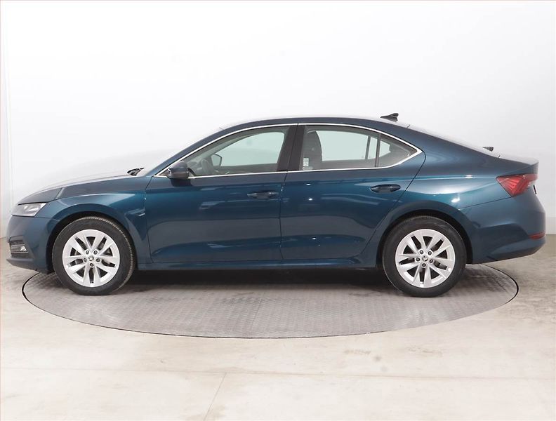 Škoda Octavia (2023) 2.0 TDI - fotka 3 z 16