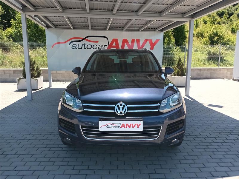 Volkswagen Touareg 3,0 TDI,176KW,NAVI,KŮŽE,PRUŽIN - fotka 2 z 46
