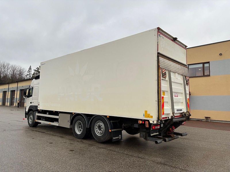 Volvo FM 500 6x2 Carrier Čelo - fotka 4 z 15