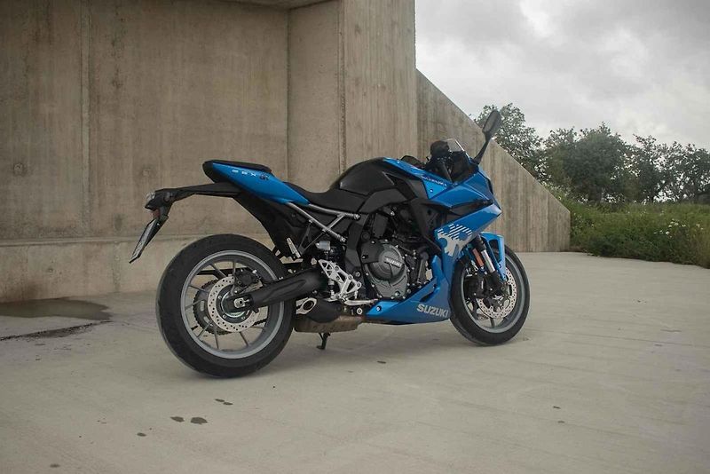 Suzuki GSX-8R
