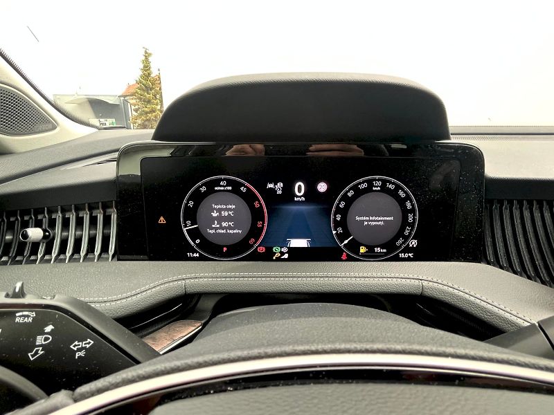 Škoda Superb (2024) kombi L & K 2.0 TDI 110 kW 7°D - fotka 24 z 35