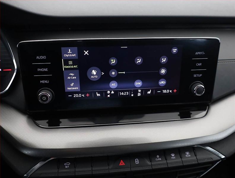 Škoda Octavia (2020) 2.0 TDI, Serv.kniha, Tempomat - fotka 15 z 18