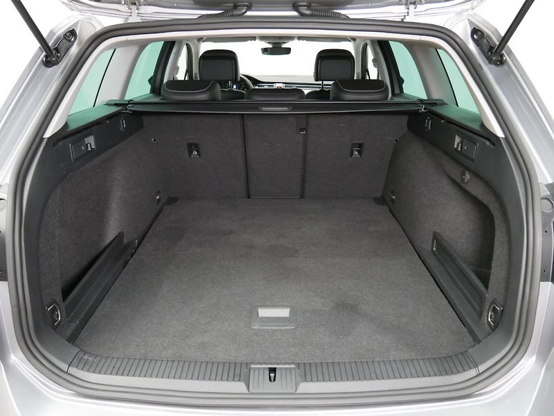 Volkswagen Passat - fotka 19 z 25