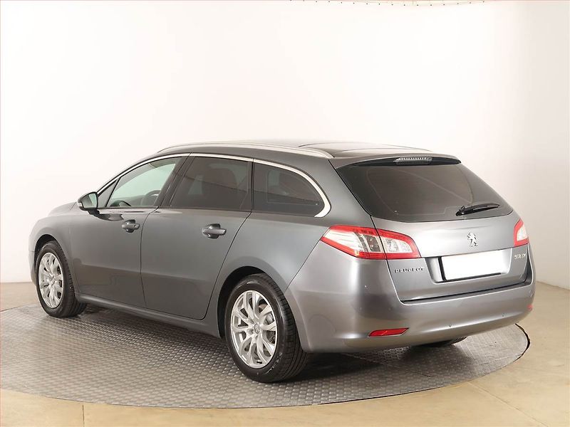 Peugeot 508 (2013) 2.0 HDi, Automat, Navi - fotka 4 z 18