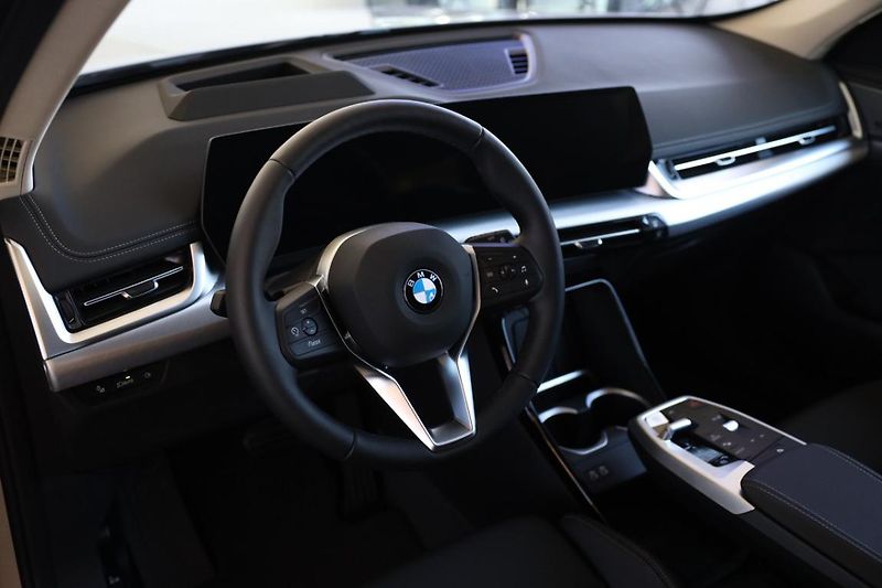 BMW X1 xDrive20d - fotka 2 z 17