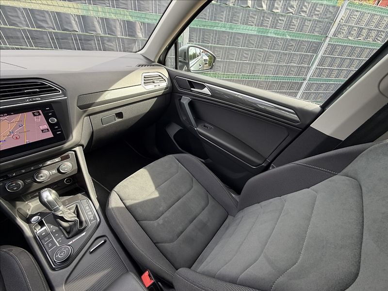 Volkswagen Tiguan Allspace 2.0 TSI 4Motion/Virtual/7míst - fotka 11 z 30