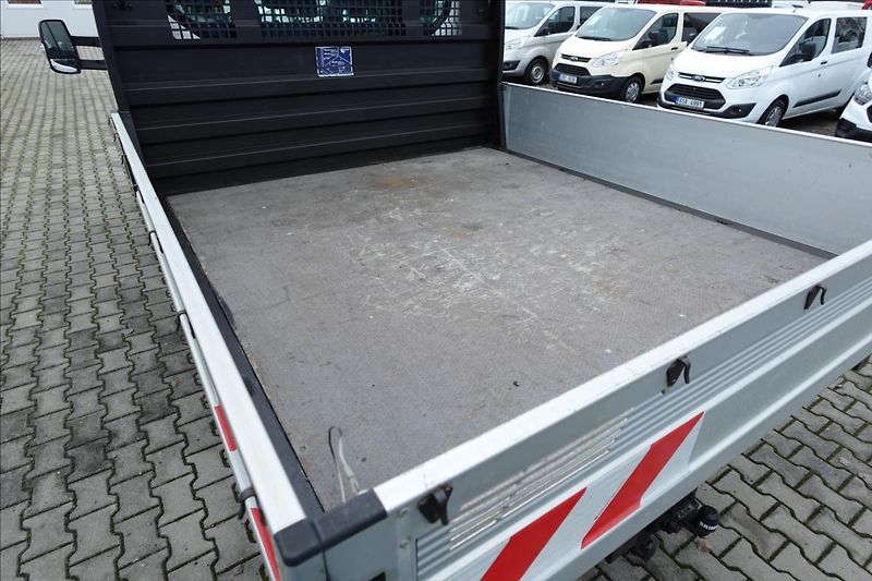 Ford Transit 2,0 TDCi  7MÍST VALNÍK KLIMA S - fotka 14 z 39