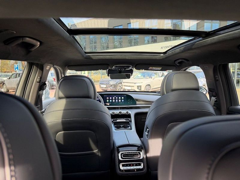 Omoda 9 Premium 1.5 SHS, AWD AT, SKLAD - fotka 33 z 33