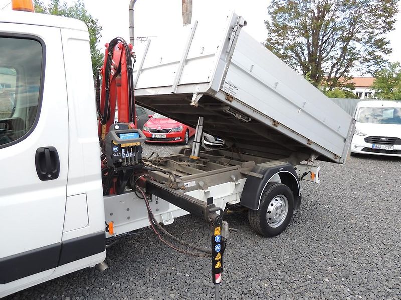 Peugeot Boxer (2018) 2.0HDi,96kw,sklápěč+hydr.ruka - fotka 37 z 73