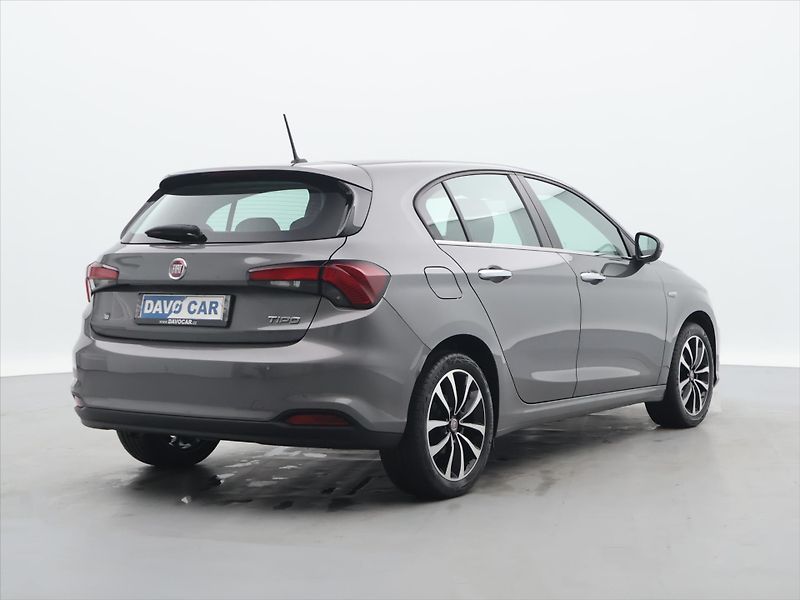 Fiat Tipo 1,4 16V 70kW CZ Street - fotka 7 z 34