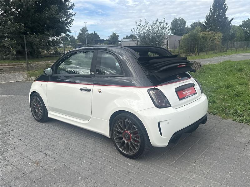 Abarth 500 1,4 T-JET 500C Cabrio - fotka 31 z 31