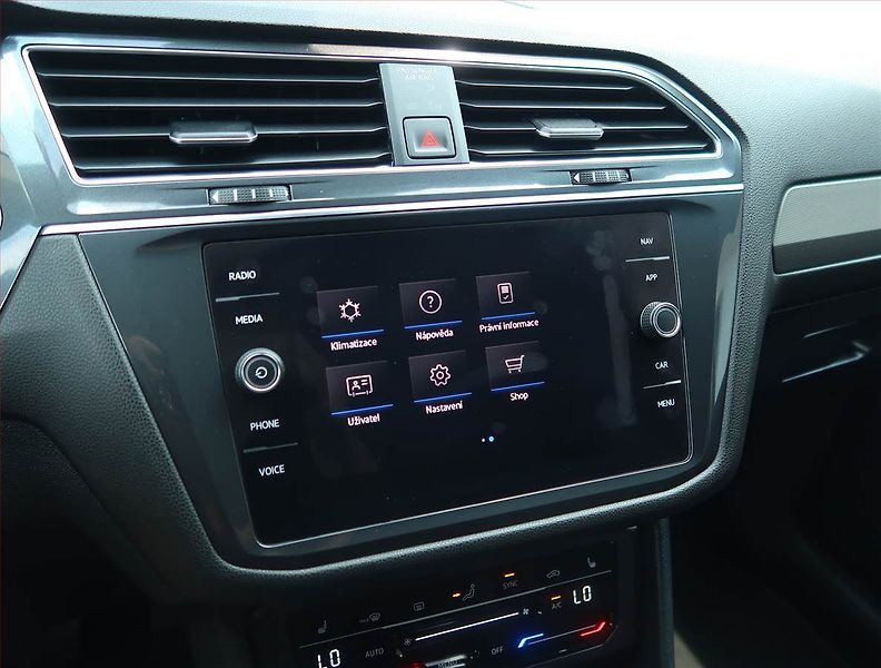 Volkswagen Tiguan Allspace (2022) Elegance 2.0 TDI - fotka 21 z 23
