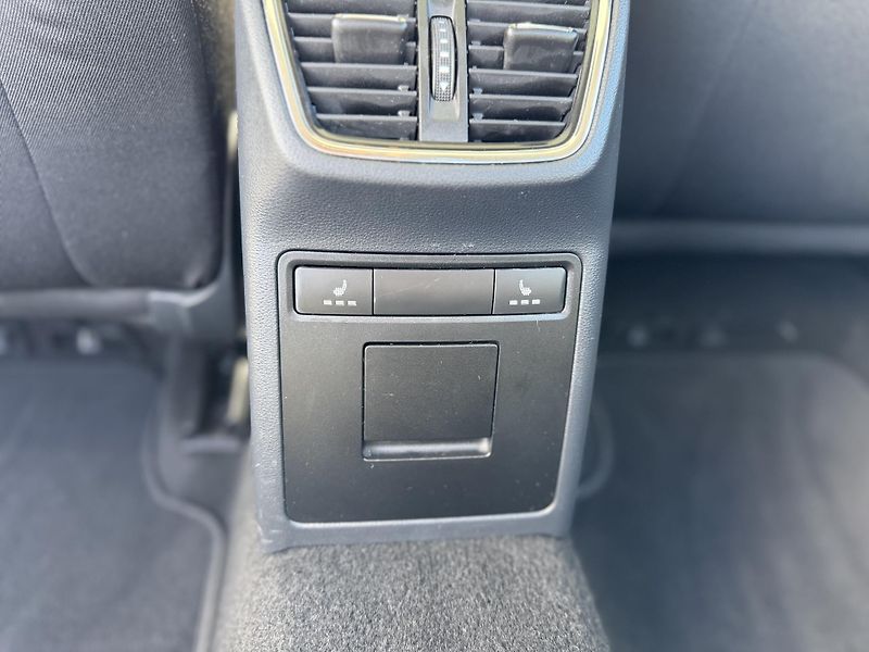 Škoda Octavia 2.0 TDi, 110kw, pano, taž. ČR - fotka 7 z 20