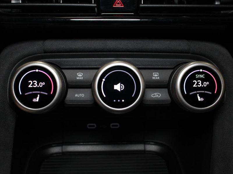 Škoda Kodiaq 2,0 TDi 4x4 Sportline 2xSady K - fotka 21 z 26