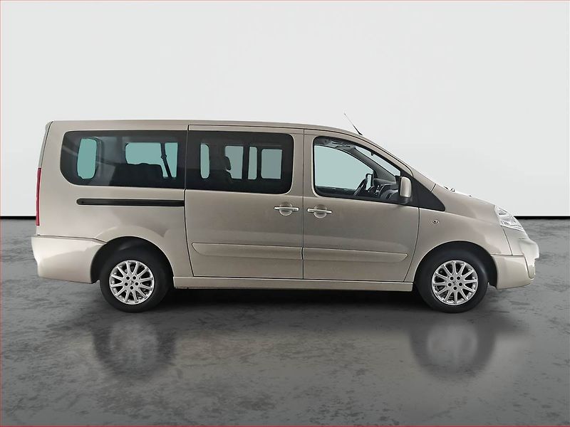 Peugeot Expert (2015) 2.0 HDi, Bus, 8Míst, ČR, DPH - fotka 6 z 16