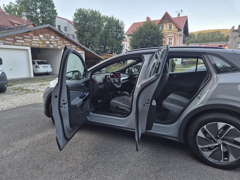 Volkswagen ID.4 195kw, 4MOTION TZ SOH 93,0% - fotka 13 z 46