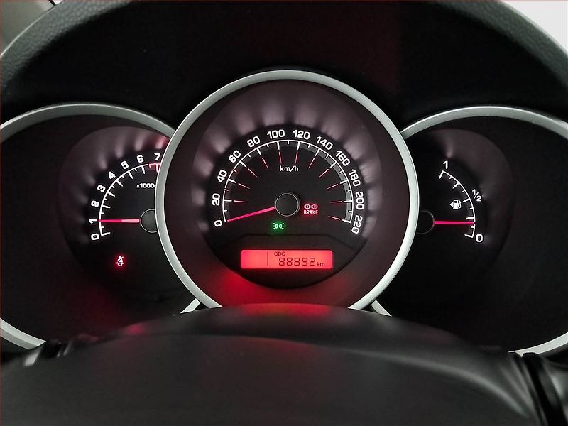 Kia Venga (2012) 1.4 CVVT, ČR,1.maj, Serv.kniha - fotka 11 z 14
