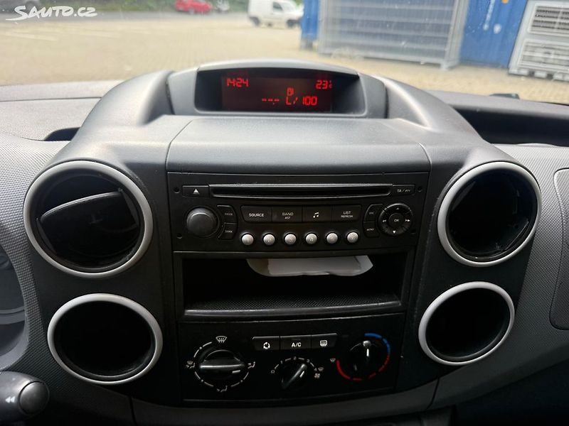 Peugeot Partner (2011) 1.6HDi 55kw 5 míst Tažné - fotka 14 z 15