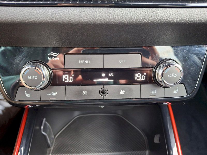 Škoda Fabia (2025) Monte Carlo DSG 1,5TSi 110kW - fotka 24 z 33