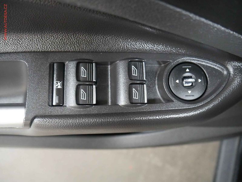 Ford Kuga (2013) 2.0 TDCi 4x4, Panorama - fotka 20 z 20