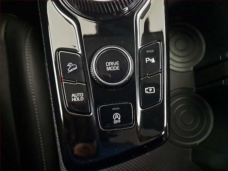 Kia Sportage (2022) 1.6 CRDi MHEV - fotka 17 z 22
