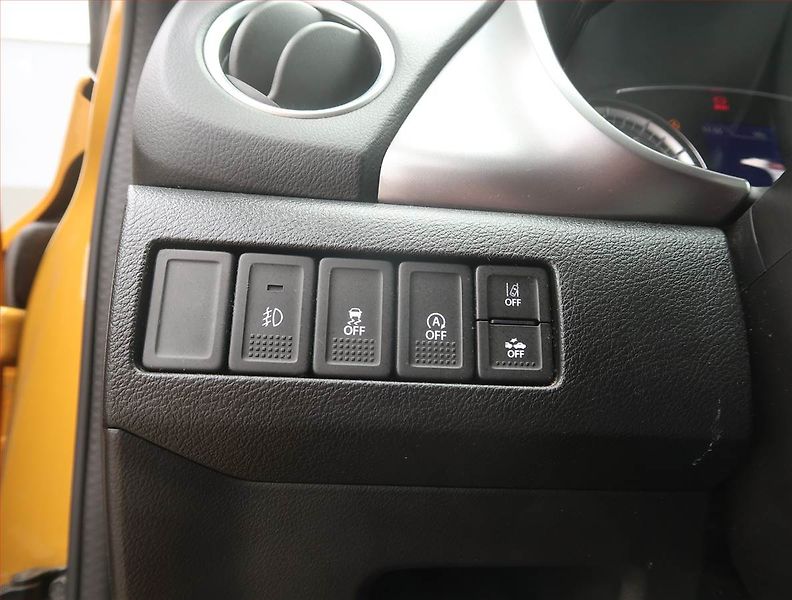 Suzuki Vitara (2020) GL + 1.4 BoosterJet - fotka 17 z 19