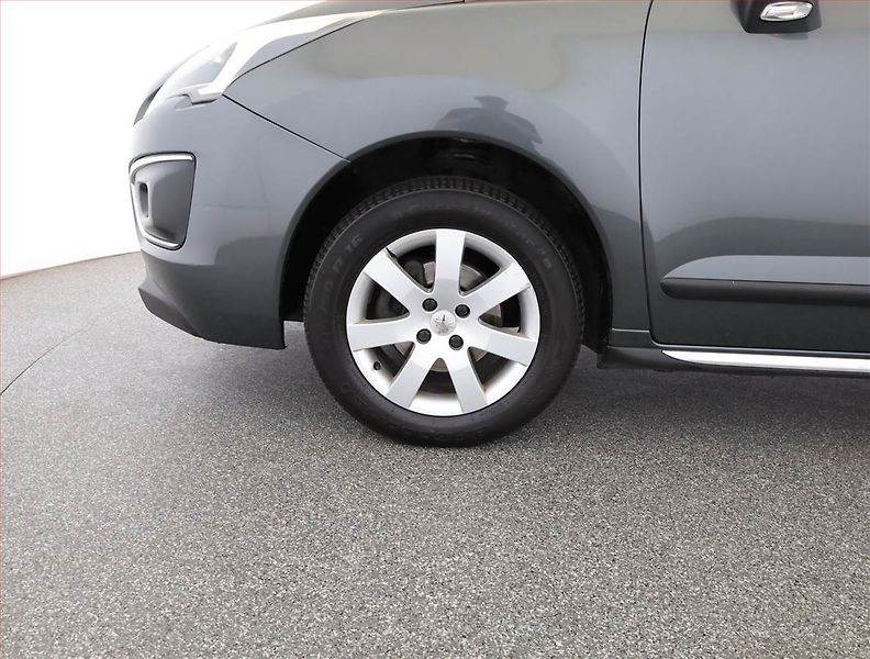 Peugeot 3008 (2015) 1.6 BlueHDi, Serv.kniha, Navi - fotka 19 z 19