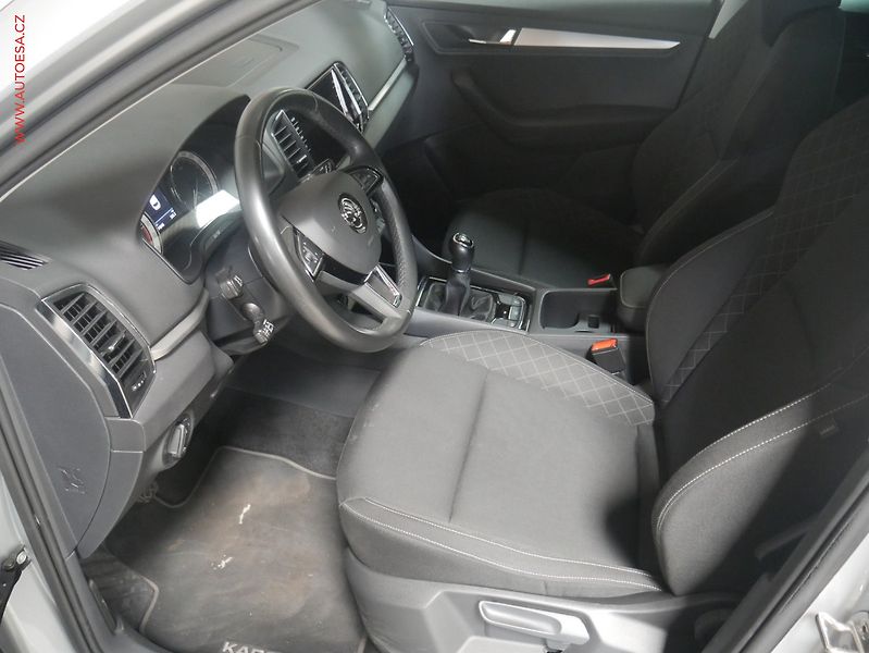 Škoda Karoq (2019) 2.0 TDi, Ambition, LED, navi - fotka 11 z 24