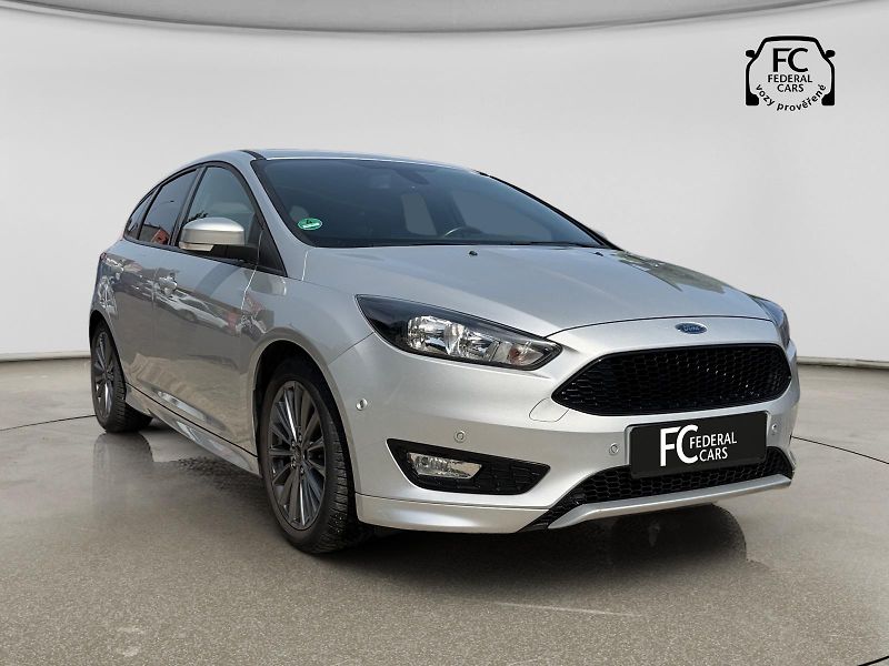 Ford Focus ST-Line 1.5 EcoBoost 110kW - fotka 7 z 26