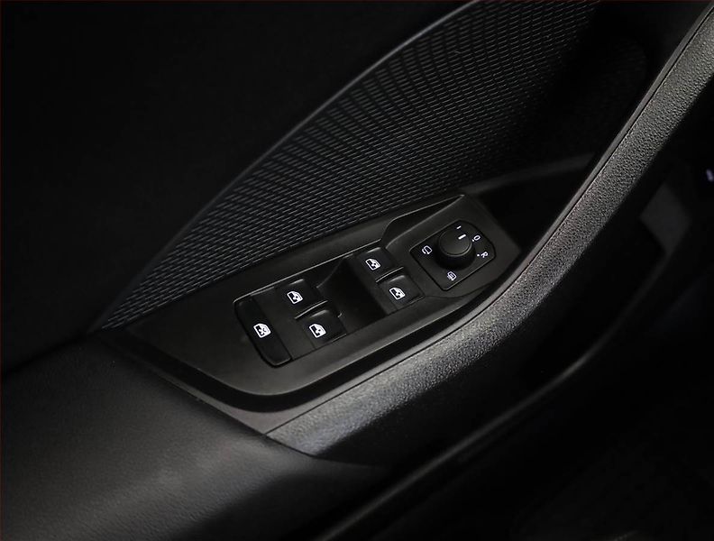 Škoda Octavia (2023) Style Plus 2.0 TDI - fotka 15 z 17