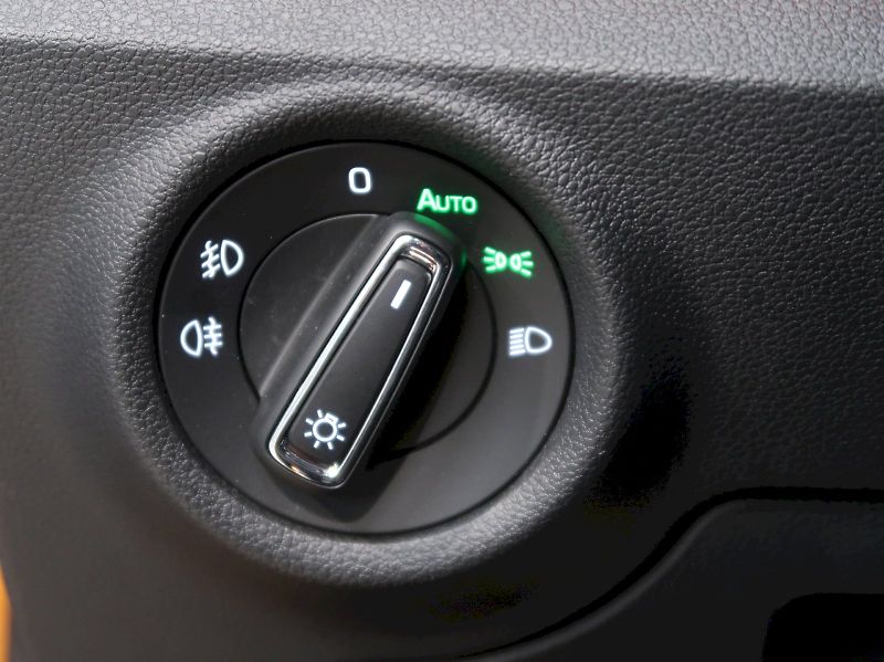 Škoda Kamiq (2025) MONTE CARLO 1.0TSI 85KW PANORA - fotka 36 z 40